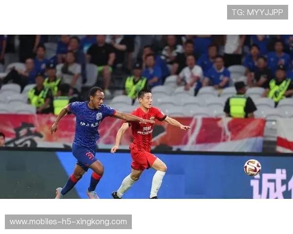 本特克头球助申花实现联赛反超